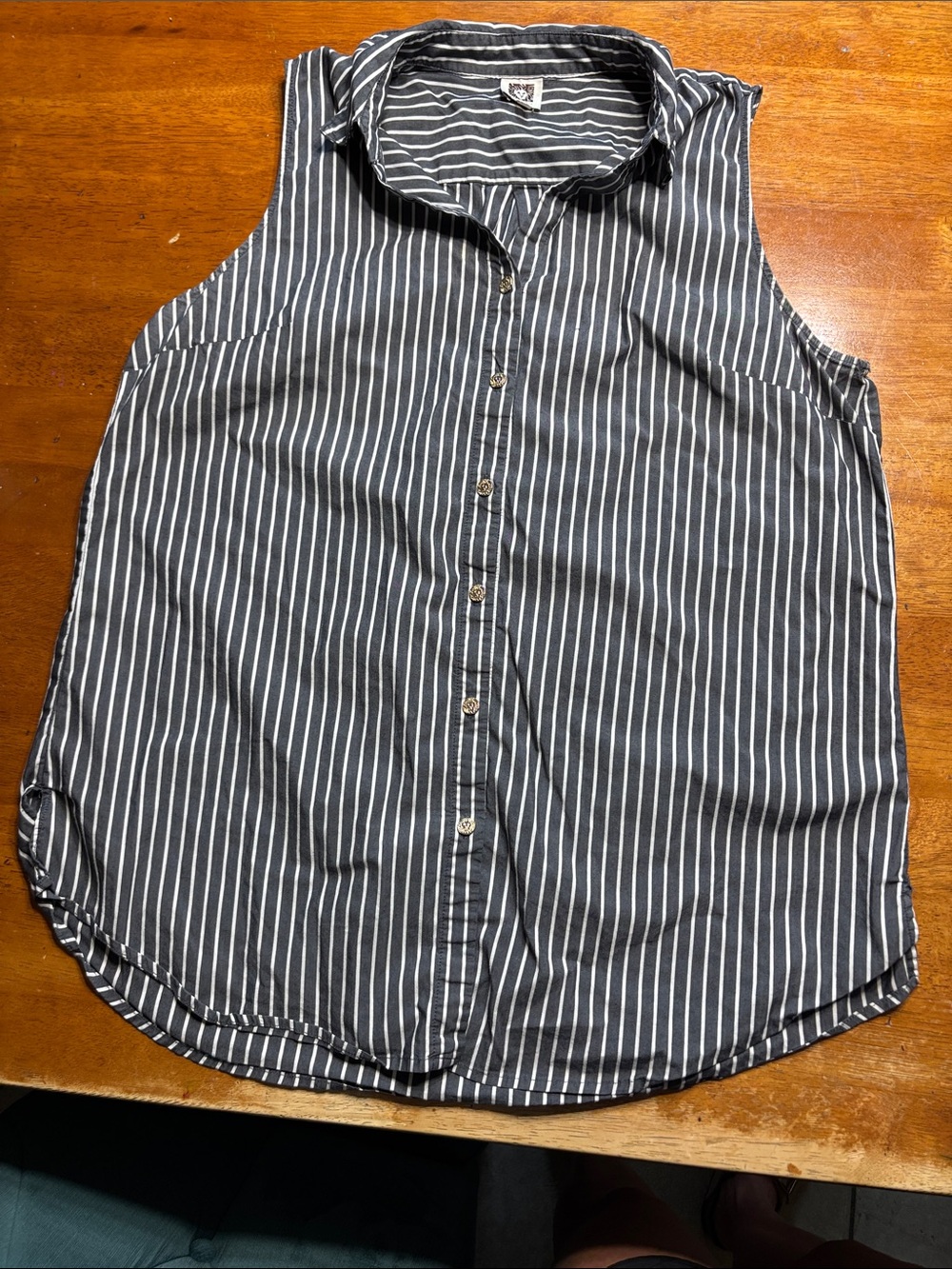 Anne Klein Black and White Striped Sleeveless Button-Down Shirt